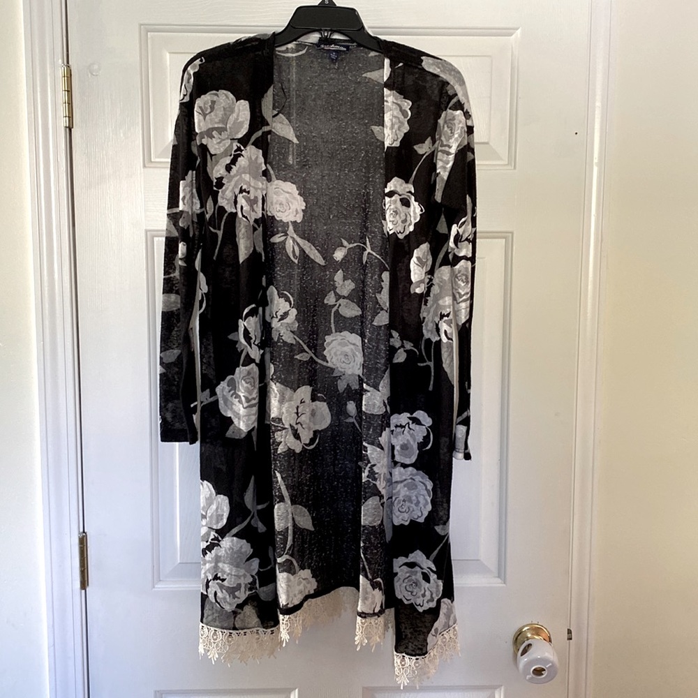 Floral Cardigan with Lace Bottom - Small